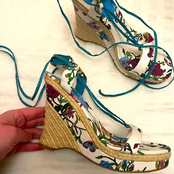 Guess by Marciano Shoes - Guess by Marciano floral platform wedge
